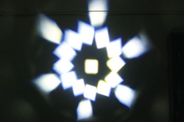 1개의 Rgbw 급상승 세척 LED 이동하는 맨 위 빛, 꿀벌 눈 k10 변화 무쌍한 LED 단계 빛에 대하여 IP33 4