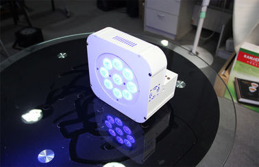 배터리 전원을 사용하는 12 x 15w RGBWA 무선 LED 동위는 가벼운 고성능 LED 편평한 동위를 통조림으로 만듭니다